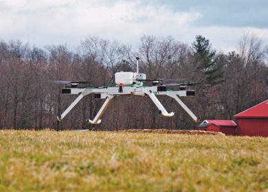 Большие дроны могут заменить авиацию