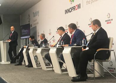 «Уралхим» успешно поработал на «Иннопроме»