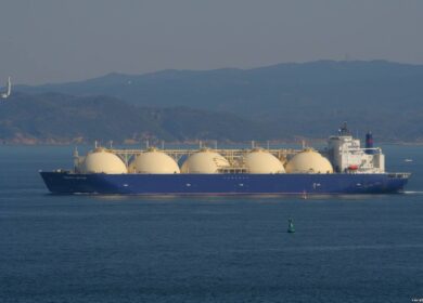 Achema продолжает получать СПГ из России