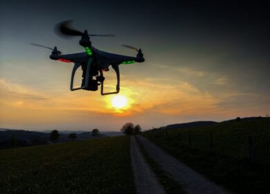 XAG выпустила дрон для ночного сева