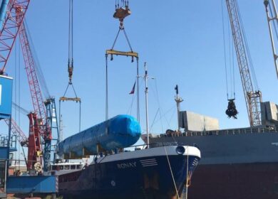 Кемеровский «Азот» ждет уникальную колонну