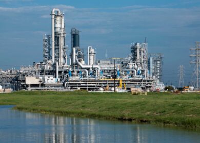 «Тольяттиазот» не останавливает строительство нового агрегата