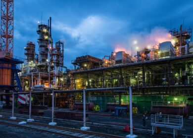 Комбинат «Евраза» будет судиться с кемеровским «Азотом»