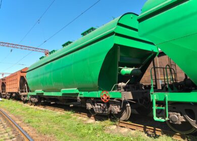 Погрузка зерна на сеть РЖД растет и уже падает