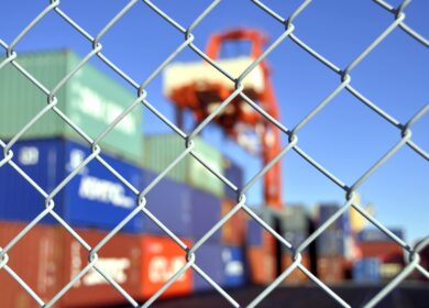 В Азербайджане усиливают контроль за ввозом агрохимикатов