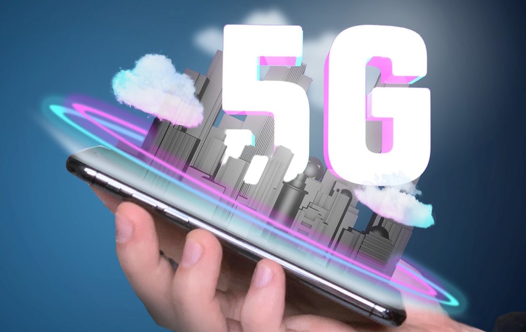 Шведский робот подключат к сети 5G