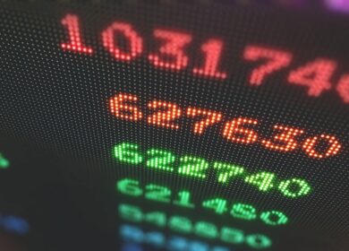 Аналитики Goldman Sachs понизили прогнозную цену и рекомендацию по бумагам «Уралкалия»