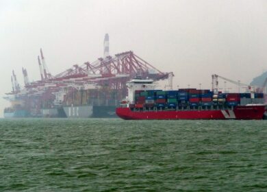 Китайские производители приостановят экспорт