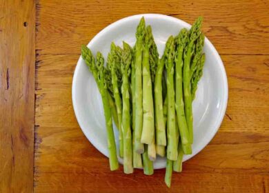 Как растет спаржа на огороде, как ее посадить и вырастить