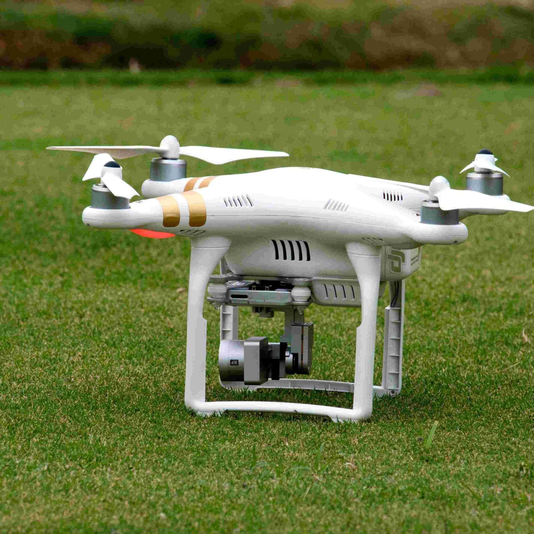 «Почта России» и «Сколково» отправят дроны на поля