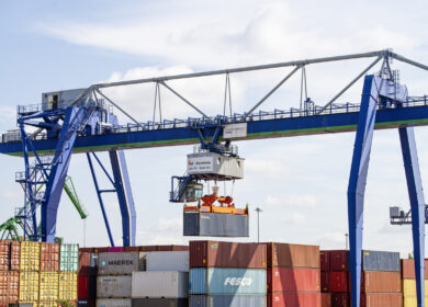 FESCO повезет продукцию «Азота» на экспорт