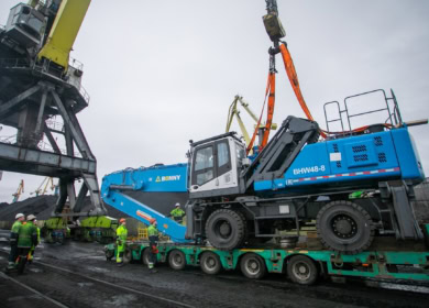 ММТП получил новые погрузчики-манипуляторы BONNY