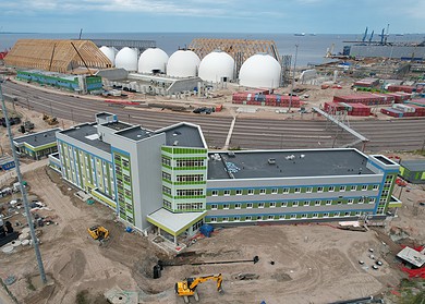 Административно-бытовой корпус Терминала в Усть-Луге готов на 80%