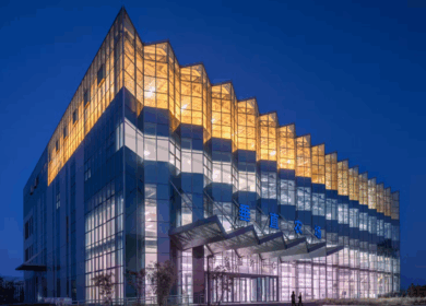 В Китае появилась инновационная четырехэтажная вертикальная ферма